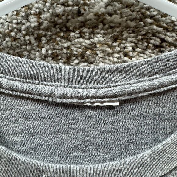 Vintage Betty Boop Shirt Mens Medium Gray Short Sleeve Graphic Print Y2K Casual - Picture 8 of 12